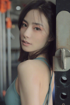 国内AI明星造梦忘忧草